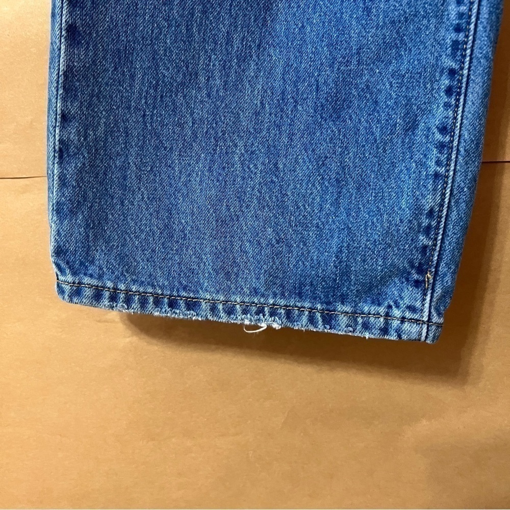 Levi's | High Waisted Straight Leg Jeans Distressed Denim Medium Wash Size 26 - Picture 7 of 13